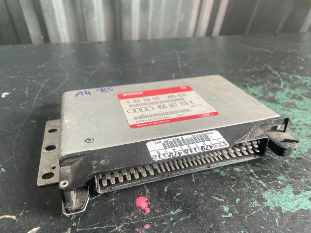 bontott AUDI A4 B5 ABS Elektronika