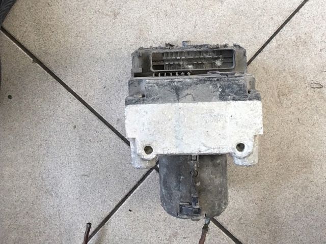 bontott AUDI A4 B5 ABS Kocka