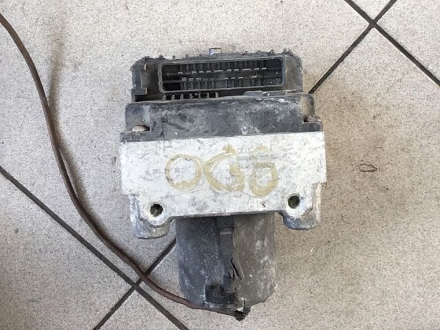 bontott AUDI A4 B5 ABS Kocka