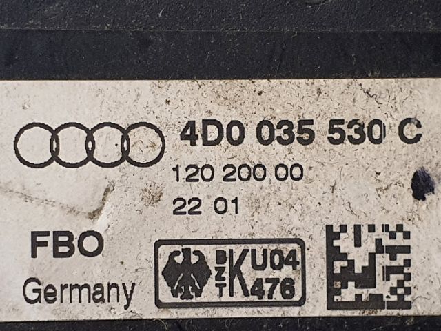 bontott AUDI A4 B5 Antenna Erősítő