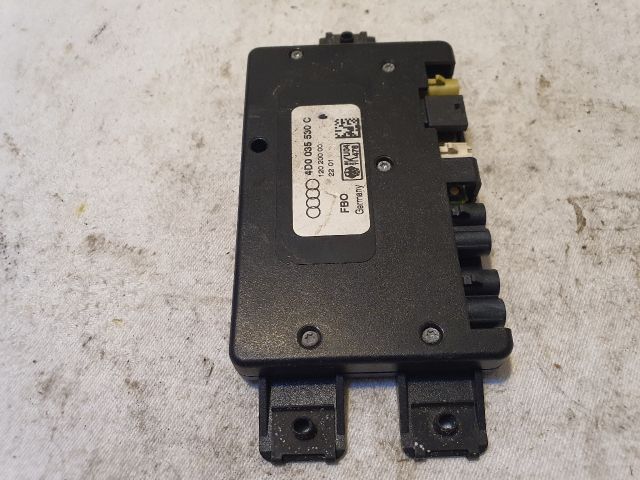 bontott AUDI A4 B5 Antenna Erősítő