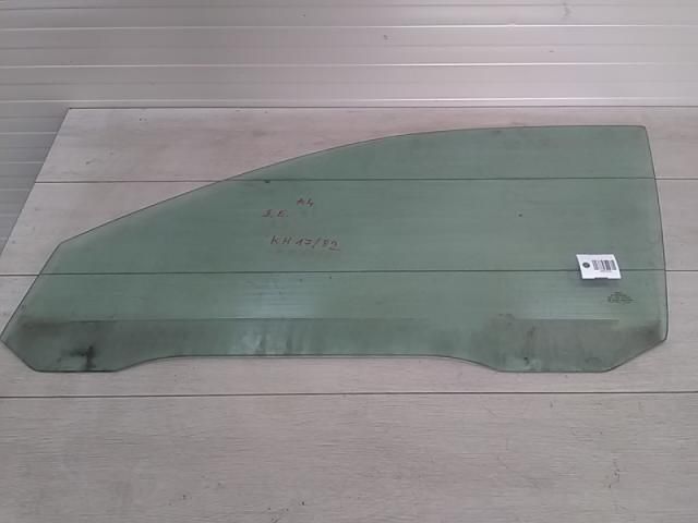 bontott AUDI A4 B5 Bal első Ablak