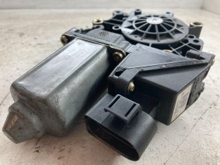 bontott AUDI A4 B5 Bal első Ablakemelő Motor