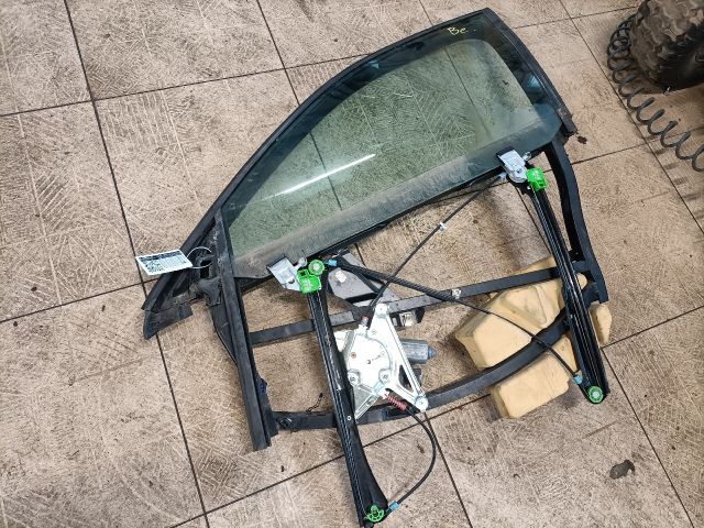 bontott AUDI A4 B5 Bal első Ablakemelő Szerkezet (Elektromos)