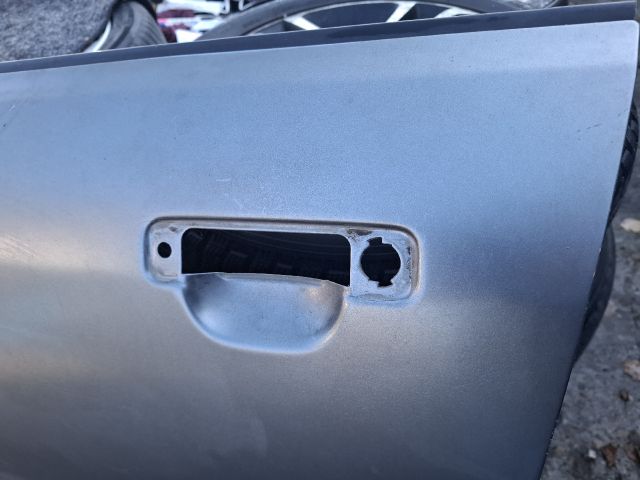 bontott AUDI A4 B5 Bal első Ajtó (Üres lemez)