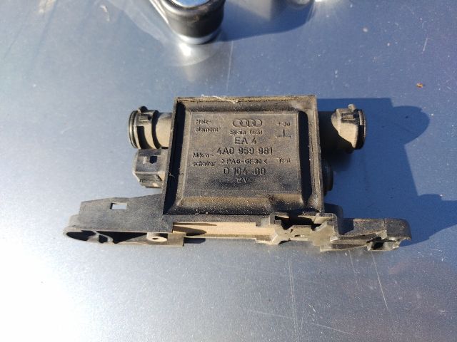 bontott AUDI A4 B5 Bal első Ajtó Vezérlőegység