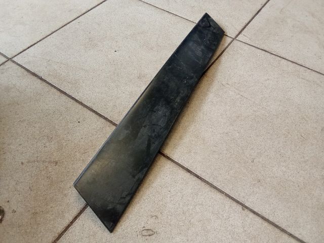 bontott AUDI A4 B5 Bal első Ajtókeret Burkolat