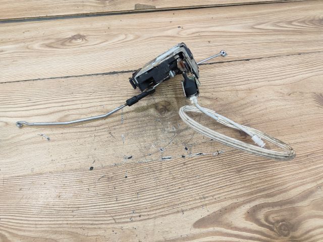 bontott AUDI A4 B5 Bal első Ajtózár