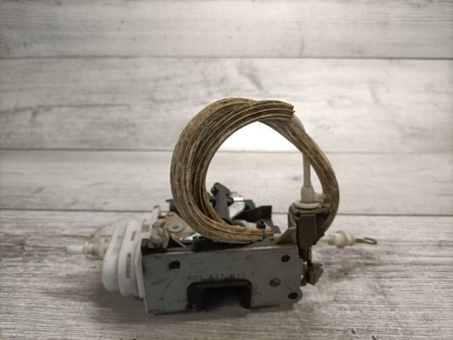 bontott AUDI A4 B5 Bal első Ajtózár