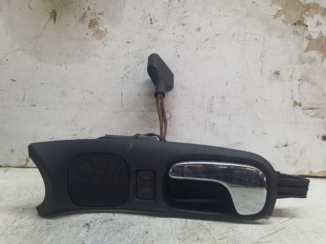 bontott AUDI A4 B5 Bal első Belső Kilincs