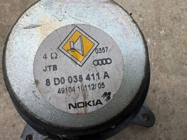 bontott AUDI A4 B5 Bal első Hangszóró