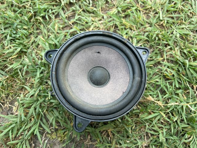 bontott AUDI A4 B5 Bal első Hangszóró