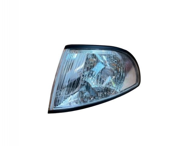 bontott AUDI A4 B5 Bal első Irányjelző