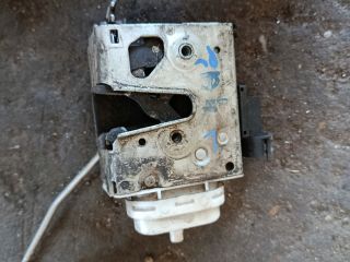 bontott AUDI A4 B5 Bal első Központizár Motor