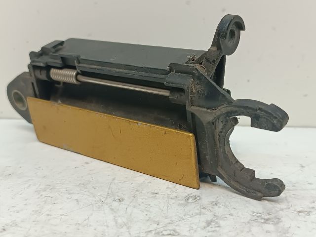 bontott AUDI A4 B5 Bal első Külső Kilincs