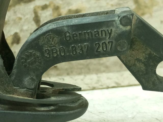 bontott AUDI A4 B5 Bal első Külső Kilincs