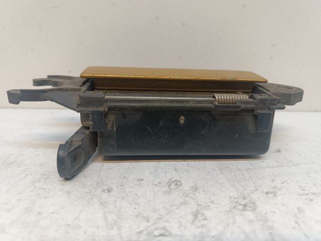 bontott AUDI A4 B5 Bal első Külső Kilincs