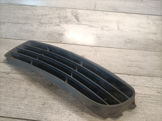 bontott AUDI A4 B5 Bal első Lökhárító Díszléc