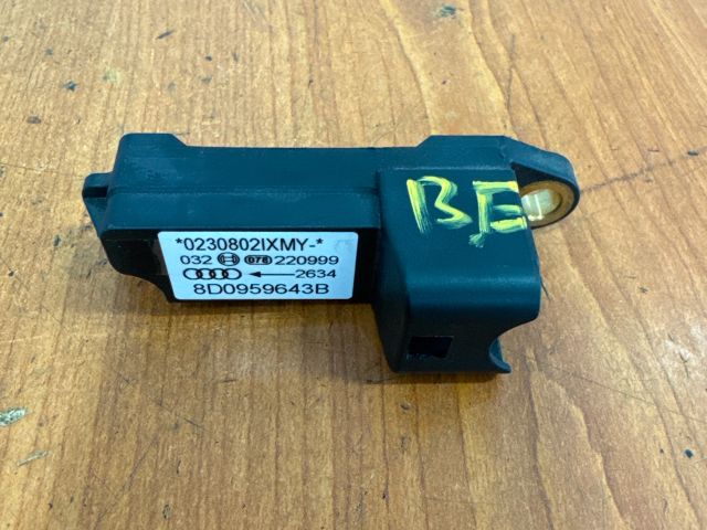 bontott AUDI A4 B5 Bal első Oldal Ütközés Érzékelő