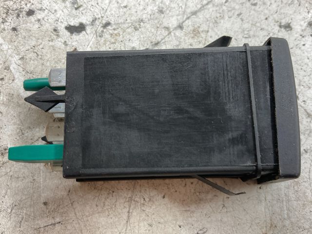 bontott AUDI A4 B5 Bal első Ülésfűtés Kapcsoló