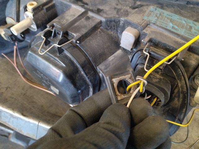 bontott AUDI A4 B5 Bal Fényszóró