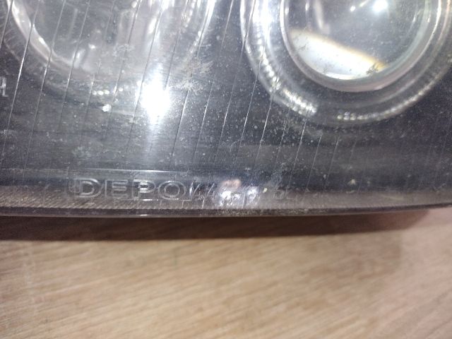 bontott AUDI A4 B5 Bal Fényszóró