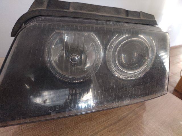 bontott AUDI A4 B5 Bal Fényszóró