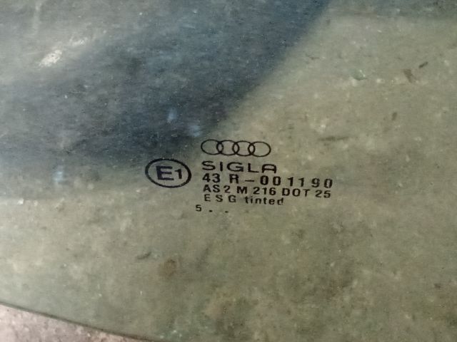 bontott AUDI A4 B5 Bal hátsó Ablak