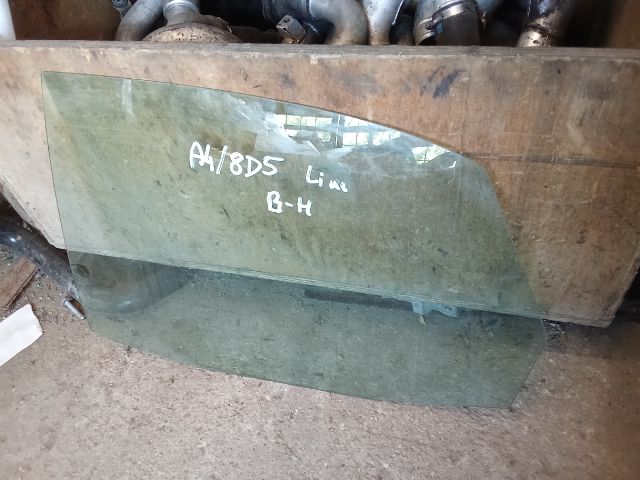 bontott AUDI A4 B5 Bal hátsó Ablak