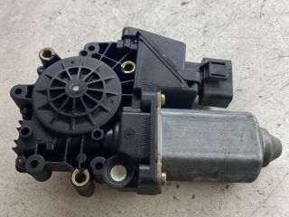 bontott AUDI A4 B5 Bal hátsó Ablakemelő Motor