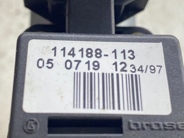 bontott AUDI A4 B5 Bal hátsó Ablakemelő Motor