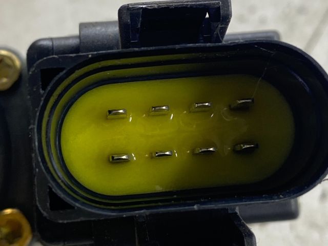 bontott AUDI A4 B5 Bal hátsó Ablakemelő Motor