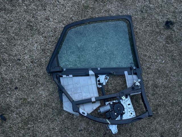 bontott AUDI A4 B5 Bal hátsó Ablakemelő Szerkezet (Elektromos)