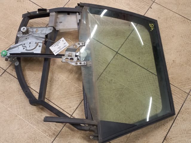 bontott AUDI A4 B5 Bal hátsó Ablakemelő Szerkezet (Mechanikus)