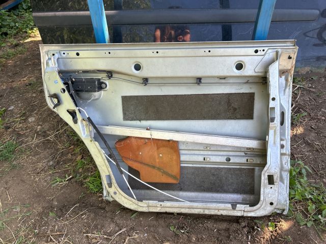 bontott AUDI A4 B5 Bal hátsó Ajtó (Üres lemez)