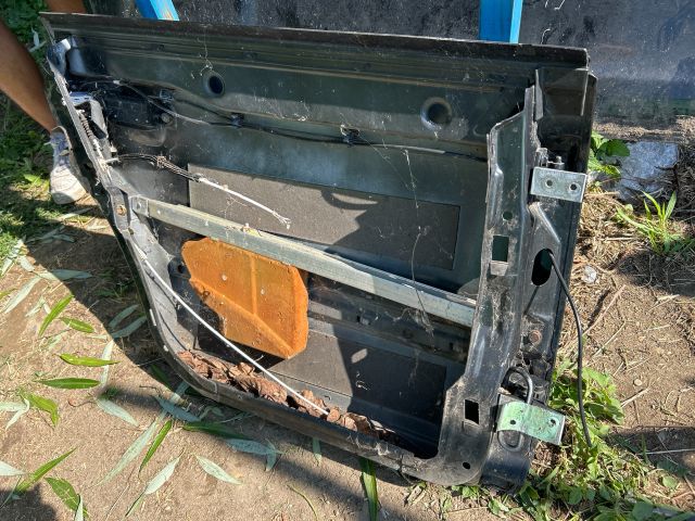 bontott AUDI A4 B5 Bal hátsó Ajtó (Üres lemez)