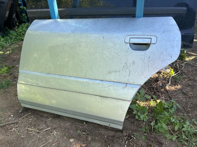 bontott AUDI A4 B5 Bal hátsó Ajtó (Üres lemez)