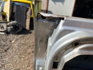 bontott AUDI A4 B5 Bal hátsó Ajtó (Üres lemez)