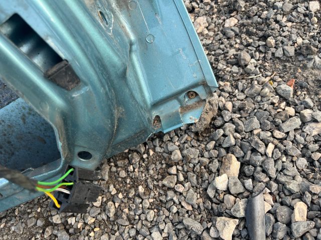 bontott AUDI A4 B5 Bal hátsó Ajtó (Üres lemez)