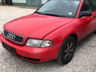 bontott AUDI A4 B5 Bal hátsó Ajtó (Üres lemez)