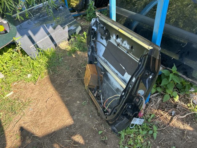 bontott AUDI A4 B5 Bal hátsó Ajtó (Üres lemez)