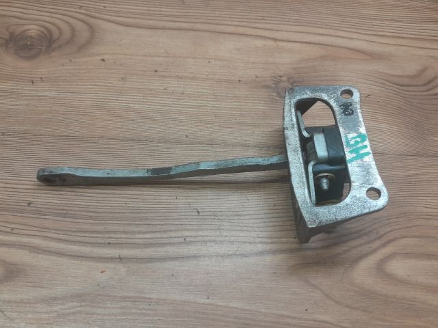 bontott AUDI A4 B5 Bal hátsó Ajtóhatároló