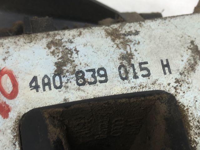 bontott AUDI A4 B5 Bal hátsó Ajtózár