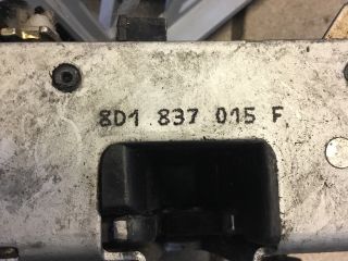 bontott AUDI A4 B5 Bal hátsó Ajtózár