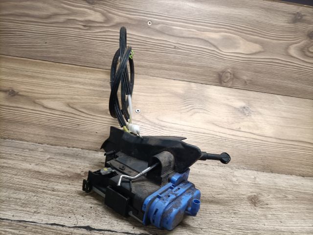 bontott AUDI A4 B5 Bal hátsó Ajtózár