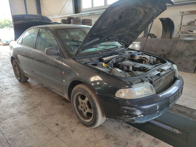 bontott AUDI A4 B5 Bal hátsó Ajtózár