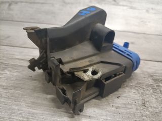 bontott AUDI A4 B5 Bal hátsó Ajtózár