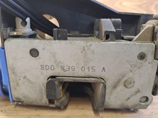 bontott AUDI A4 B5 Bal hátsó Ajtózár