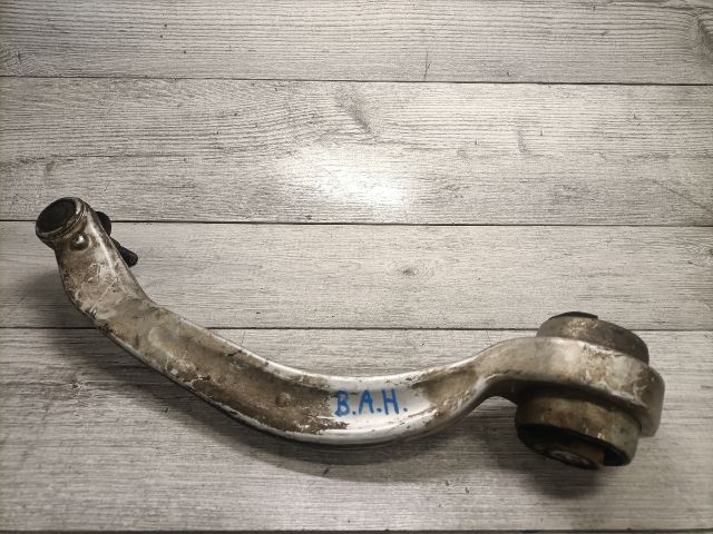 bontott AUDI A4 B5 Bal hátsó Alsó Lengőkar