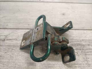 bontott AUDI A4 B5 Bal hátsó Alsó Zsanér